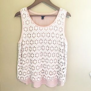 ANN TAYLOR Floral Crocheted Cutout Sleeveless Top